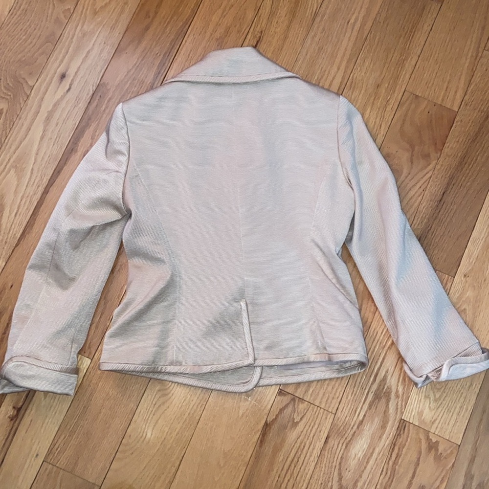 Talbots Grace Fit Double Breasted silk Blend Blazer in size 4, EUC - Picture 6 of 7
